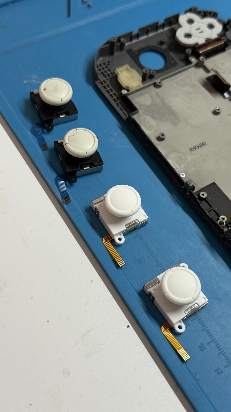 Reparación de joystick Nintendo Switch 3