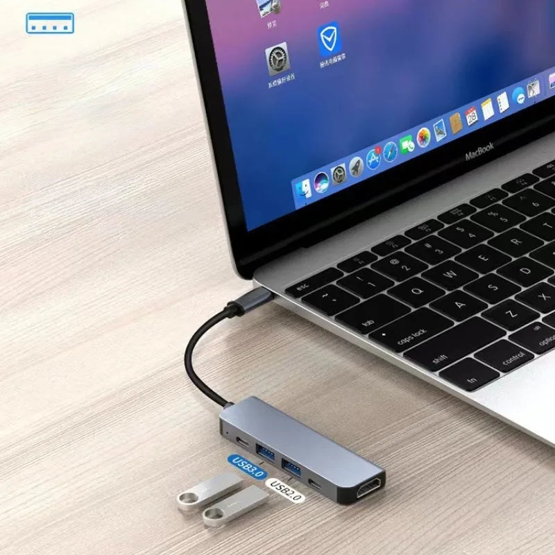 USB C Hub a 4K HDMI-Compatible USB 3.0 2.0